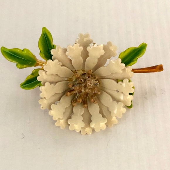 Vintage 50s/60s Enamel Flower Brooch - Picture 1 of 5